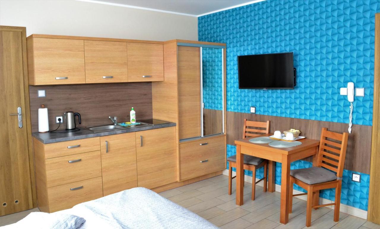 Comfort-24 Plus Słupca Exterior foto
